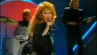 Vicky Rosti  Sata salamaa Finland Eurovision 1987 [upl. by Avah]