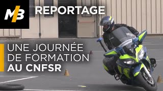 Une journée de formation au pilotage moto avec les Gendarmes au CNFSR  Reportage [upl. by Tollman]