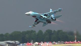 Ukrainian Su27 Flankers thundering beast of a display at RIAT [upl. by Alacim]