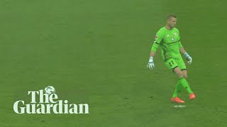 Mainz goalkeeper takes his eye off the ball attempting to play a pass [upl. by Purdy]