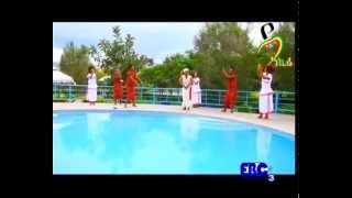 Wolayta Dance  step by step Wolayta dance lesson [upl. by Aivartal116]